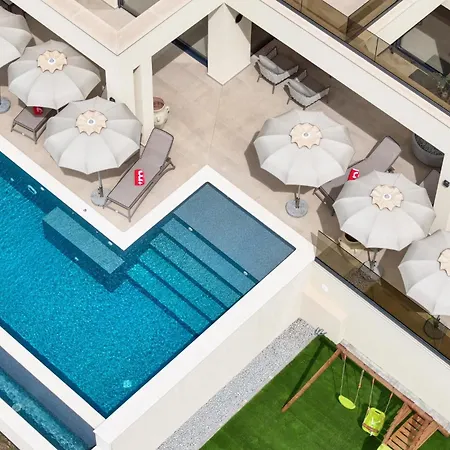 Сasa de vacaciones 4 Bedroom Awesome In