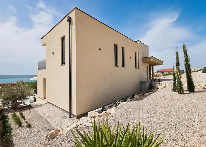 4 Bedroom Awesome In Holiday home Maslenica