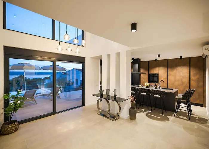 Дом отдыха 4 Bedroom Awesome In Масленица