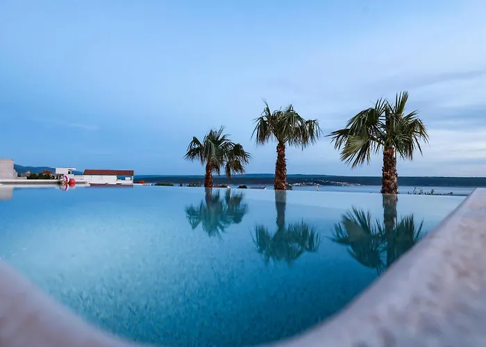 4 Bedroom Awesome In Holiday home