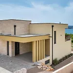 Ferienhaus Front In
