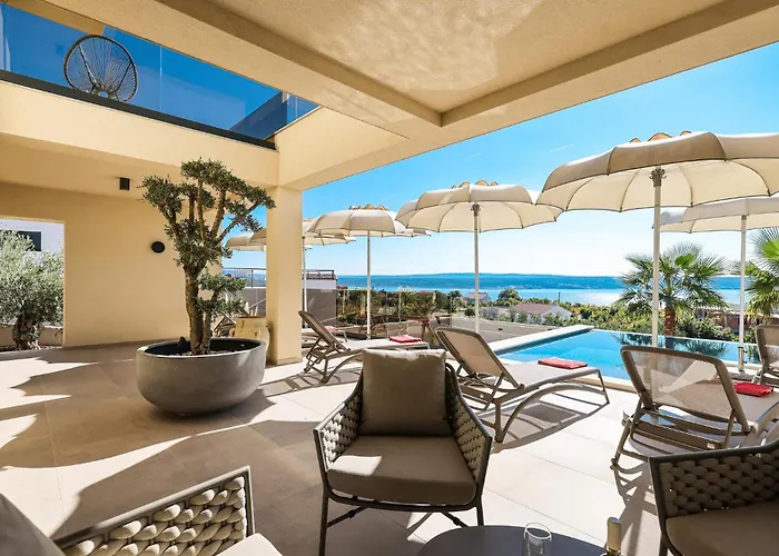 4 Bedroom Awesome In * Maslenica